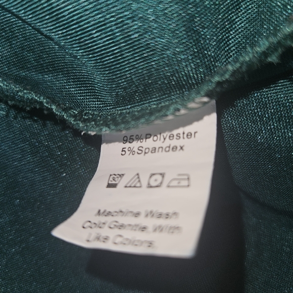 Shein Curve Emerald Green Satin Mini Dress - Size 2XL NWOT - Picture 8 of 9